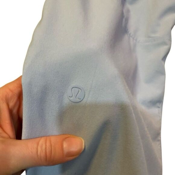 Lululemon Womens Beyond the Studio Lined Crop Pants Size 8 Blue - Picture 10 of 10